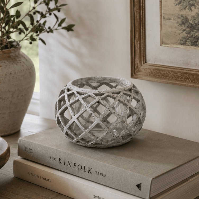 Round Ceramic Lattice Hurricane Lantern