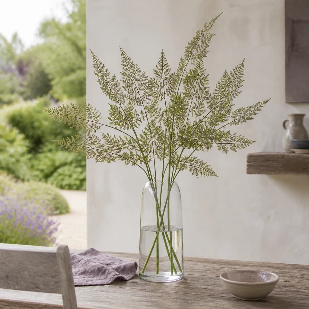 The Natural Garden Collection Large Bracken Fern Spray — Pack of 5 - Artificial plants & flowers, photo 1 of 3
