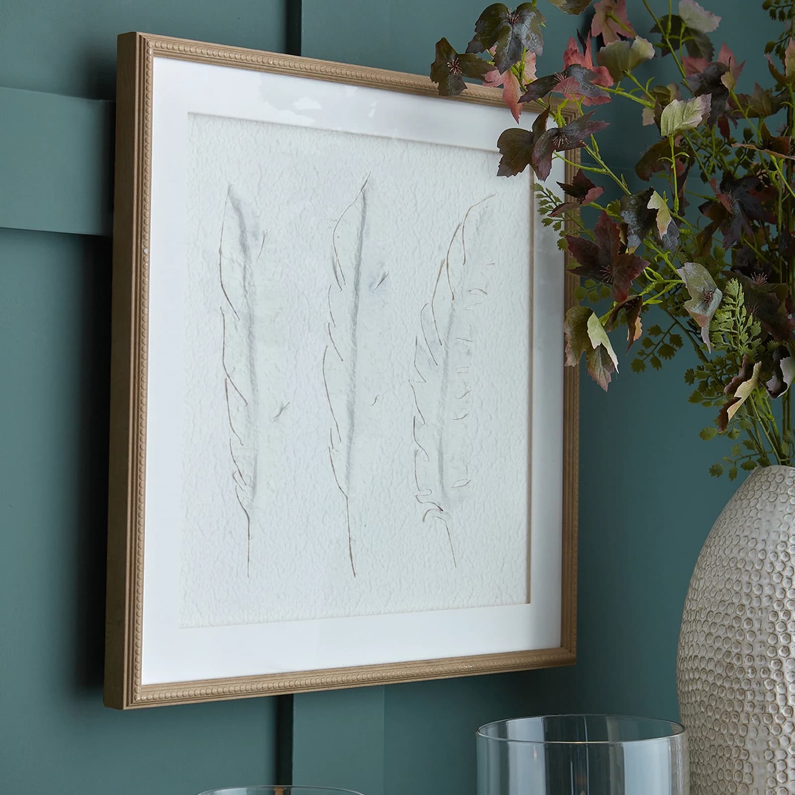 Solli White Feathers Art Mounted In Beaded Frame - Wall art & frames, photo 6 of 6