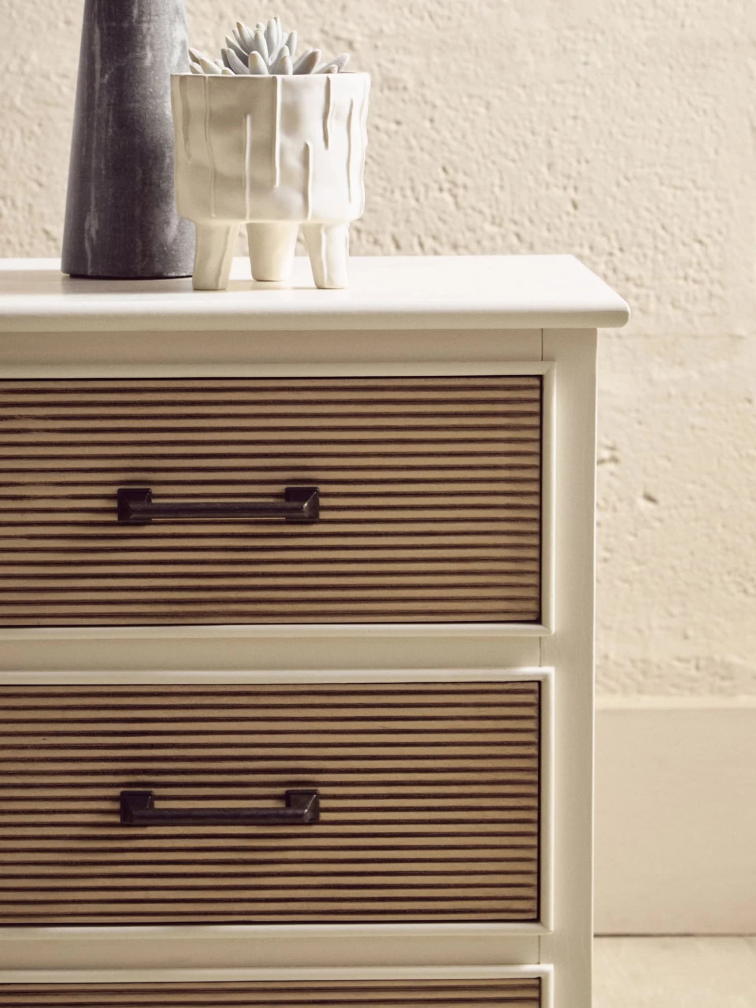 Heritage White Wooden Chest of 3 Drawer - Bookcases & shelving, photo 5 of 8