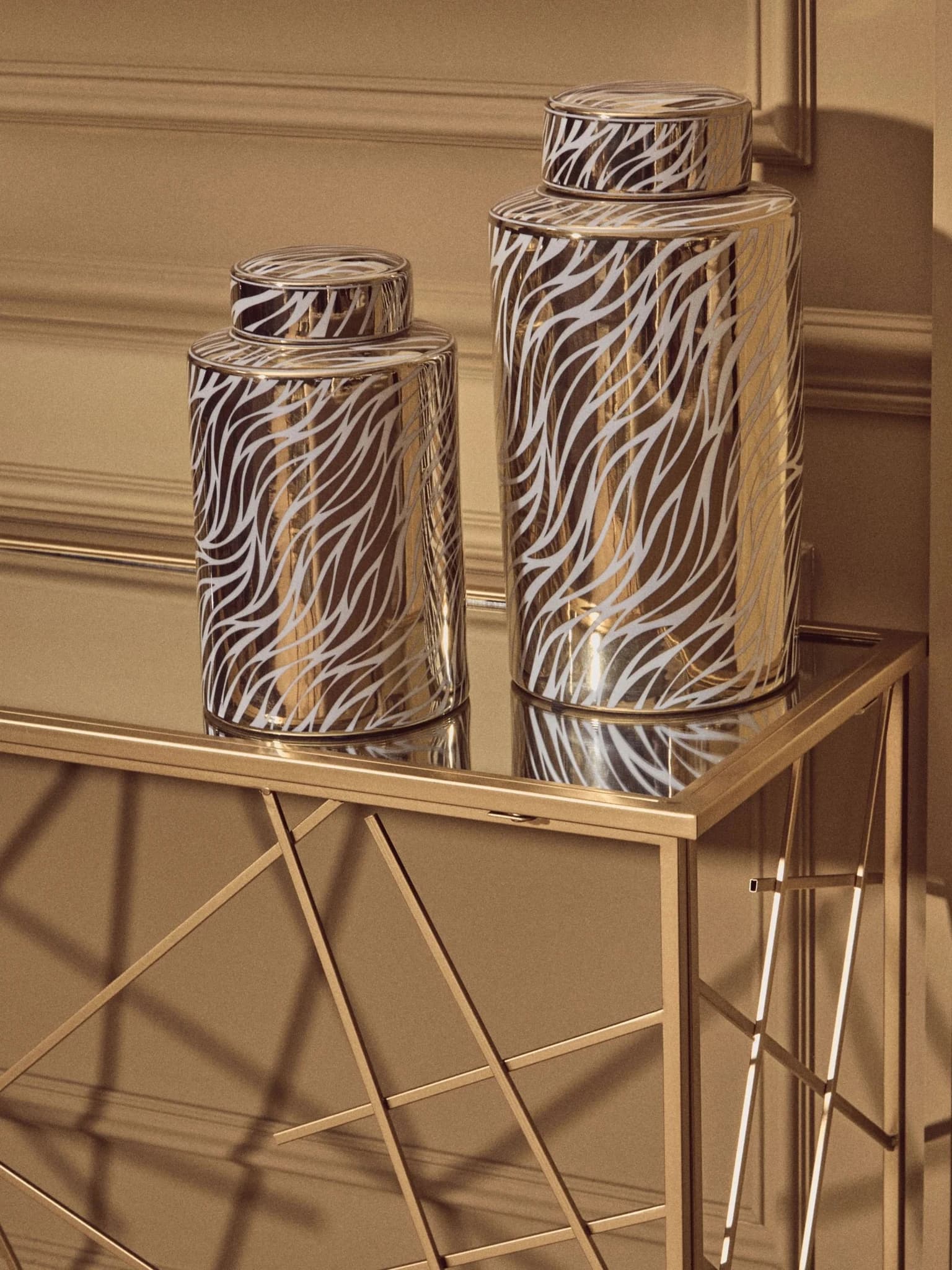 Farran Gold Finish Console Table With Mirror Top - Tables, photo 3 of 8