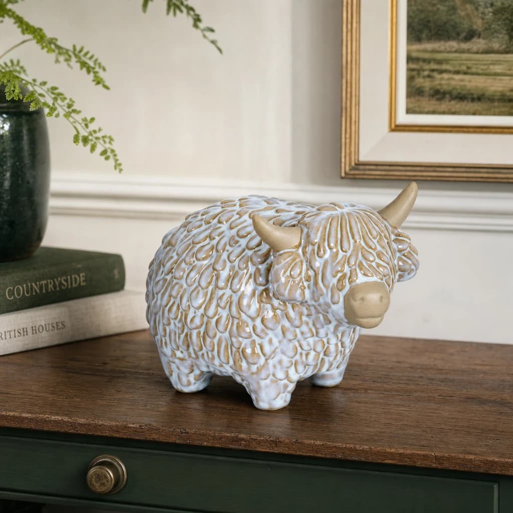 Medium Alora Ceramic Highland Cow - Vases, photo 1 of 4
