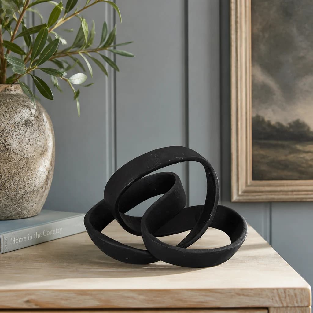 Black Cast Knot Ornament - Sculptures & ornaments, photo 1 of 3