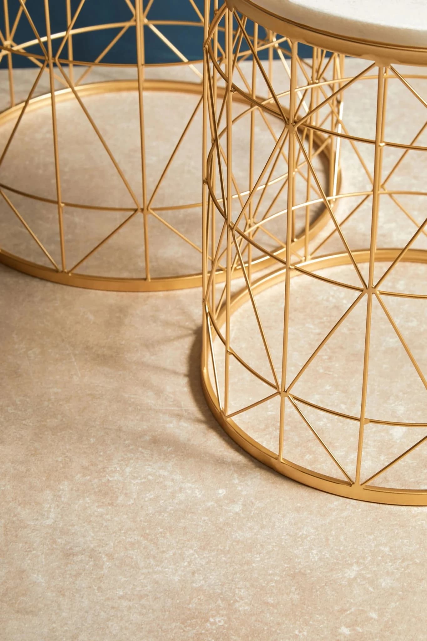 Avantis Gold Finish and White Marble Set Of 2 Round Side Tables - Tables, photo 6 of 8