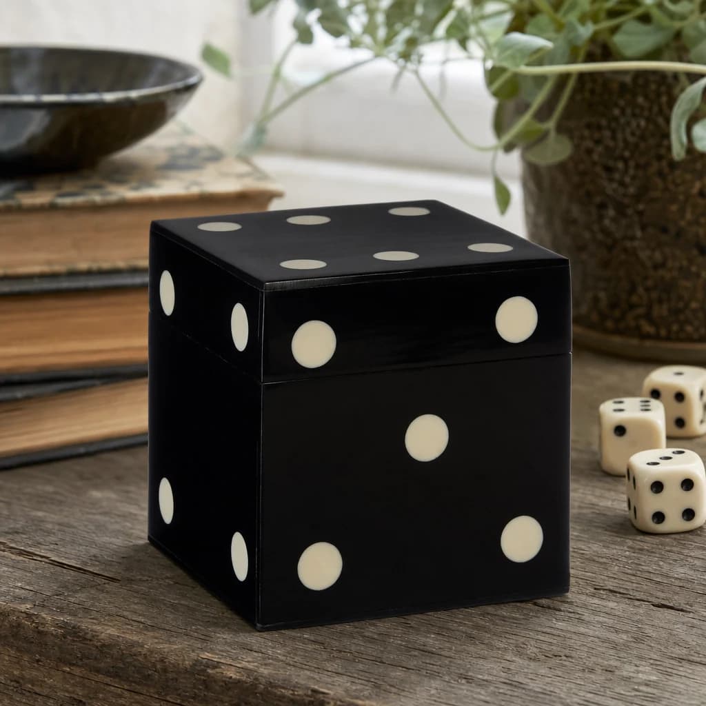 Churchill Games Black and White Dice Box with 5 Dice - Decorative, photo 1 of 2