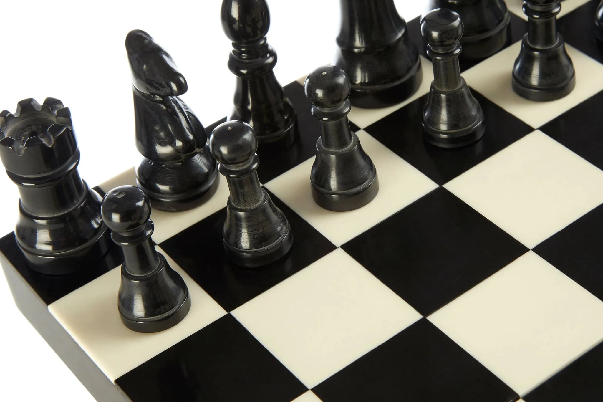 Churchill Games Black and White Foldable Chess Set - Decorative, photo 3 of 3