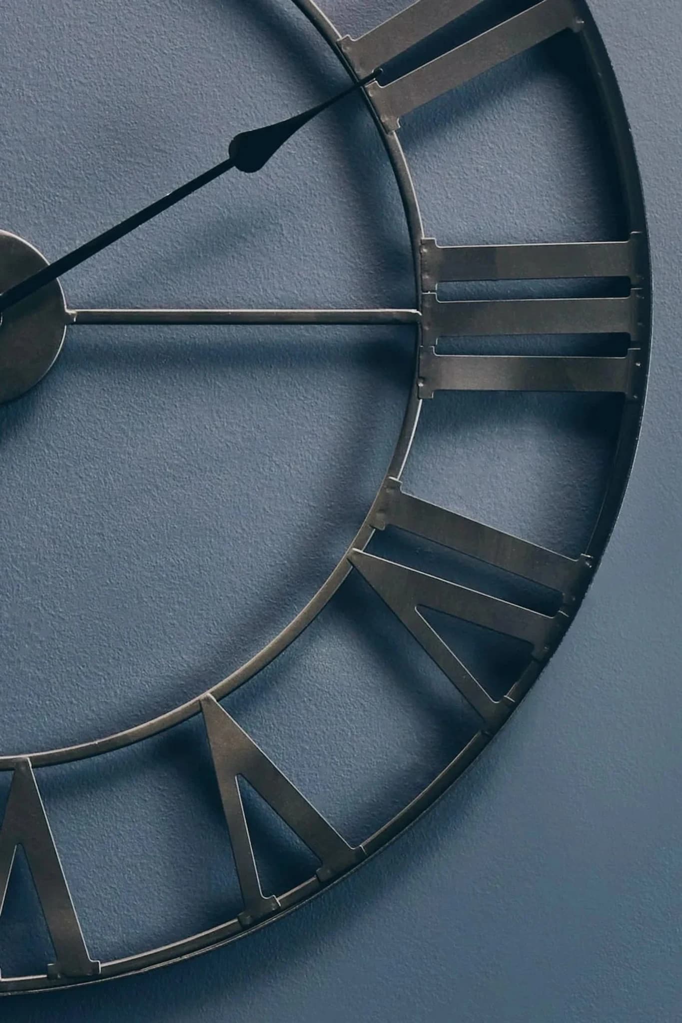 Genova 60cm Dia Black Metal Wall Clock - Decorative, photo 2 of 8