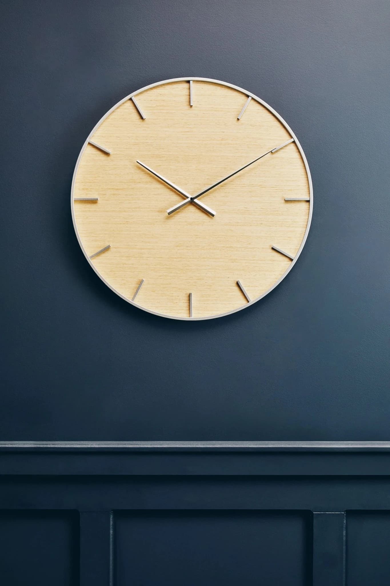 Kent 60cm Dia Silver and Natural Wall Clock - Decorative, photo 5 of 8