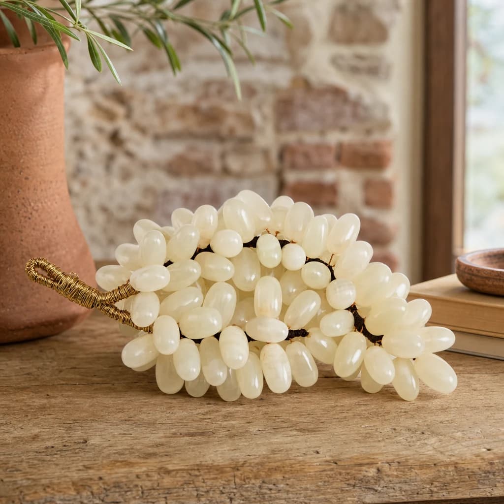 Oleena Large White Onyx Decorative 100 Grapes - Decorative, photo 1 of 4