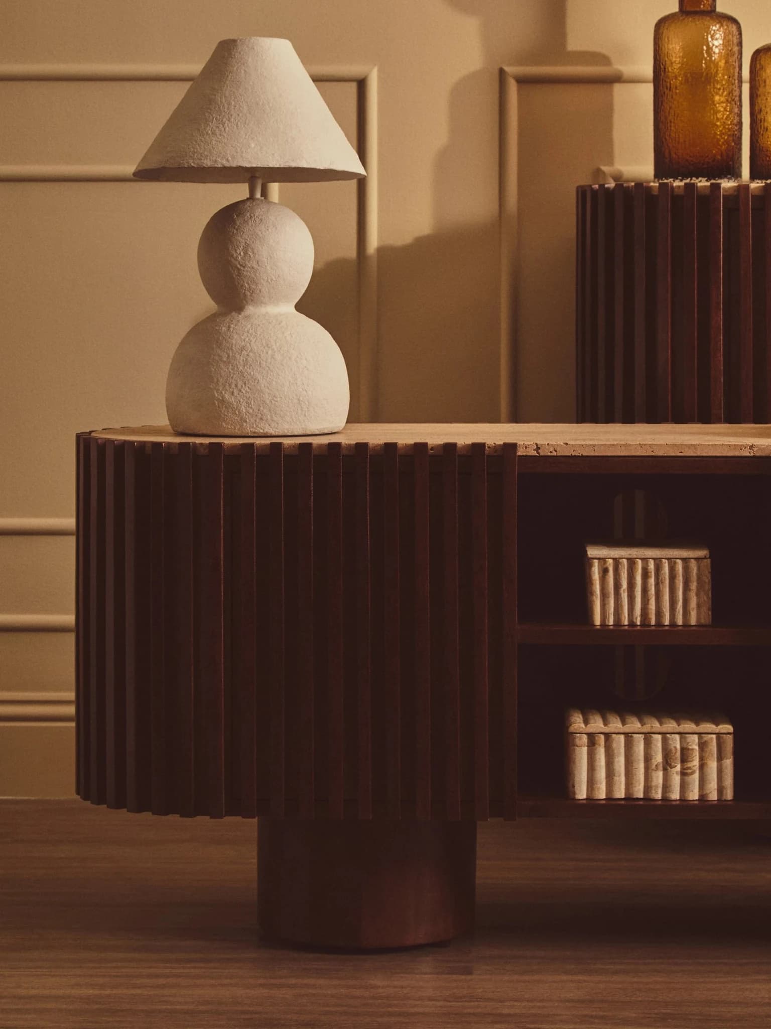 Carta White Papier Mache Table Lamp - Table lamps, photo 3 of 8