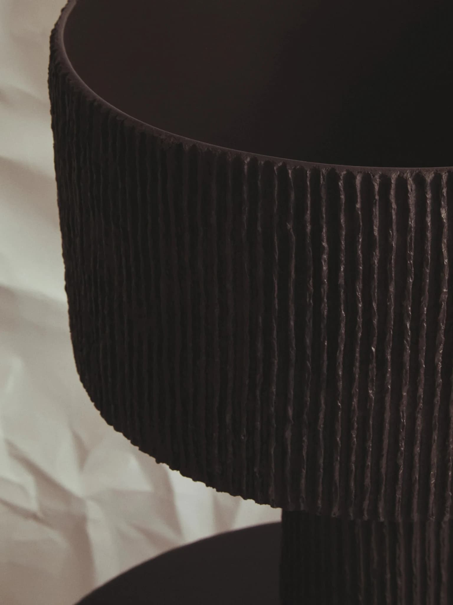 Carta Black Etched Linear Design Papier Mache Table Lamp - Table lamps, photo 3 of 8