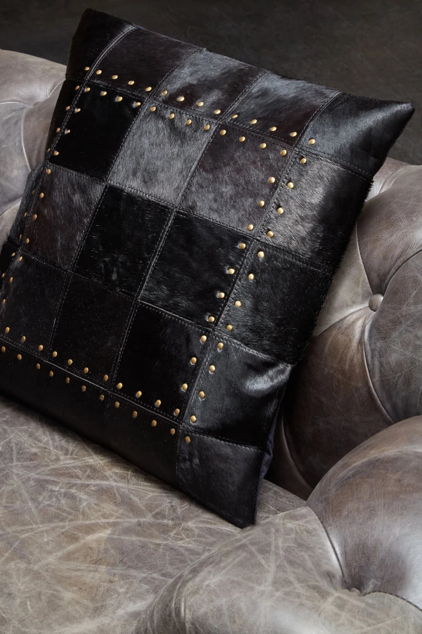 Bosie Safira Black Hair on Leather Patchwork Cushion - Decorative, photo 6 of 8