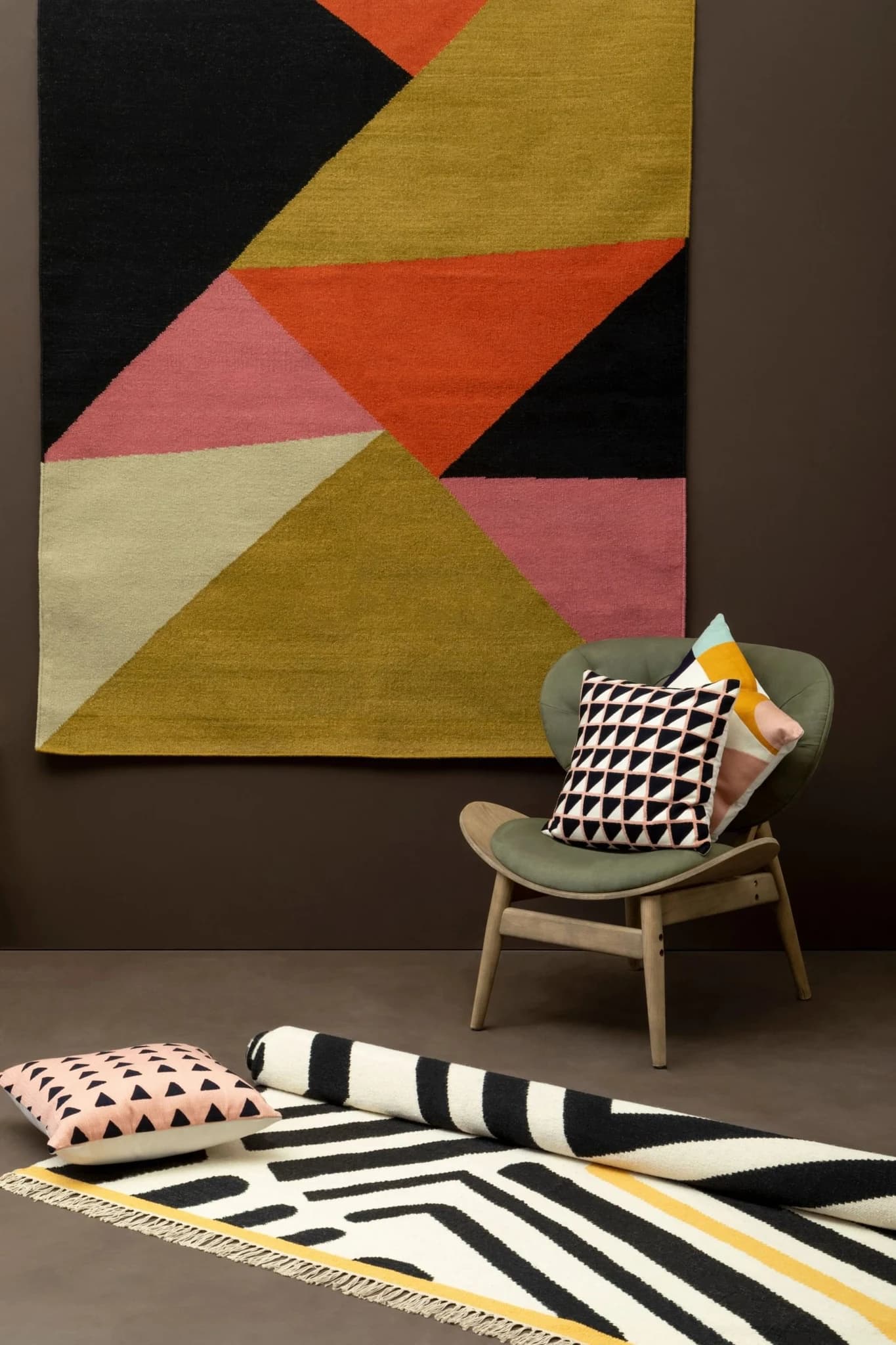 Bosie Ozella Pink and Black Grid Design Square Cushion - Decorative, photo 4 of 8