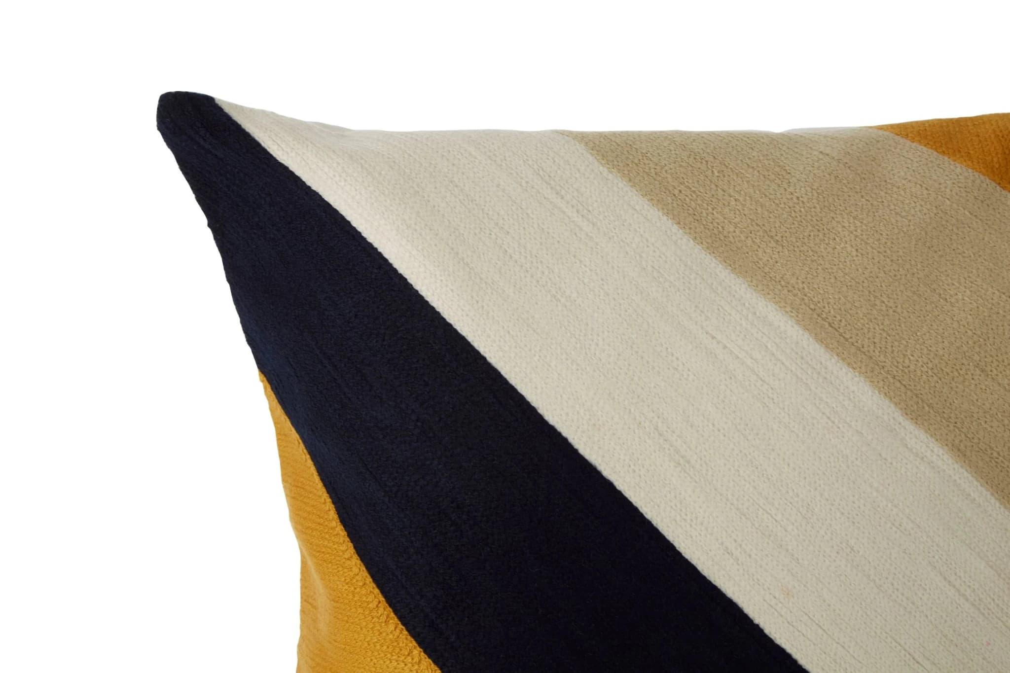 Bosie Ozella Abstract Pattern Embroidered Cushion - Decorative, photo 5 of 5
