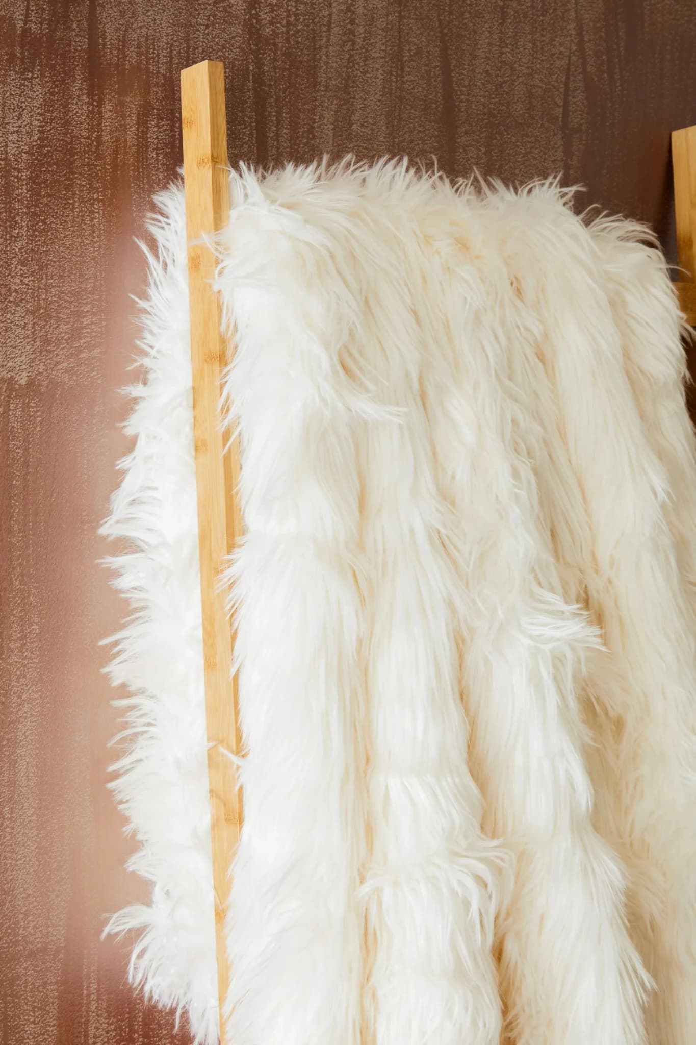 Bosie Lamina Cream Faux Fur Throw - Decorative, photo 5 of 8