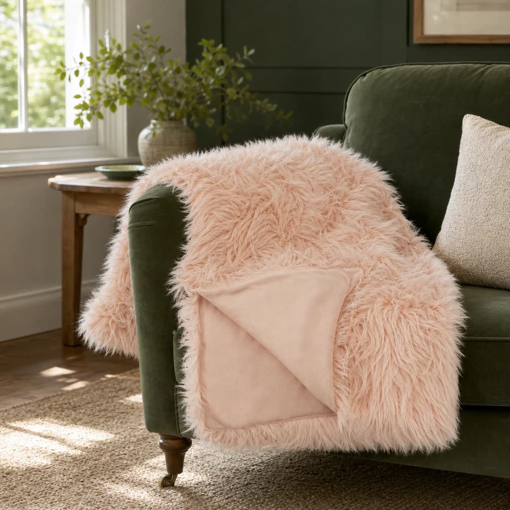Bosie Lamina Pink Faux Fur Throw - Decorative, photo 1 of 8