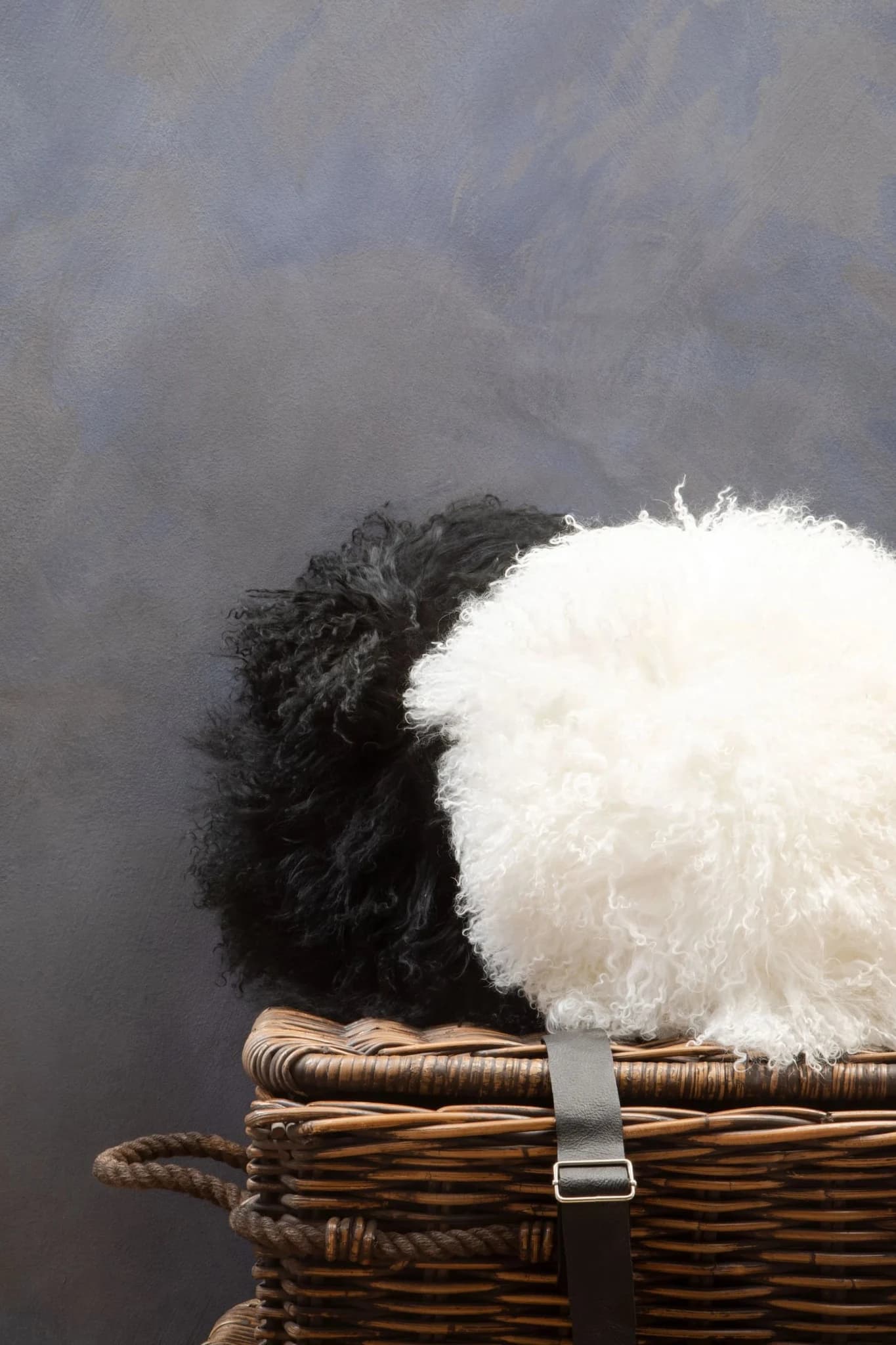 Bosie Real Mongolian Fur Black Round Cushion - Decorative, photo 2 of 8