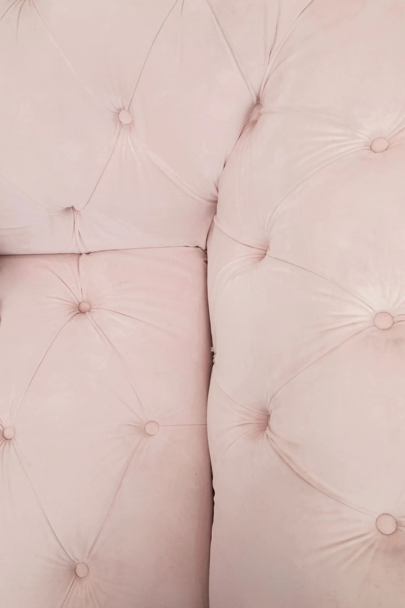 Suri 3 Seat Pale Pink Velvet Modern Chesterfield Sofa - Seating, photo 4 of 8