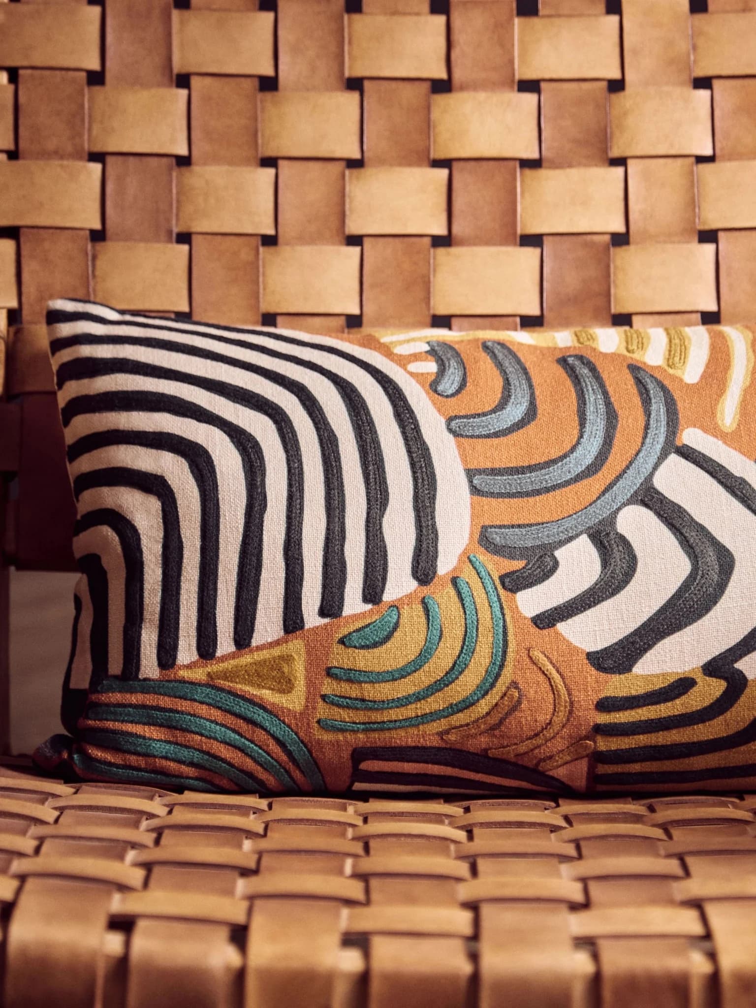 Inca Lattice Design Brown Leather Armchair - Seating, photo 6 of 8
