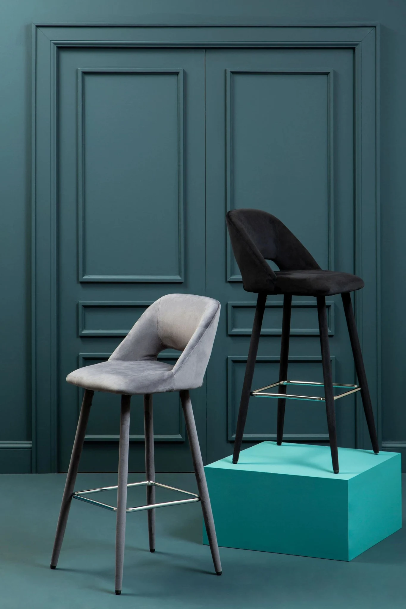 Warren Grey Velvet Bar Chair with Silver Finish Footrest - Seating, photo 2 of 8