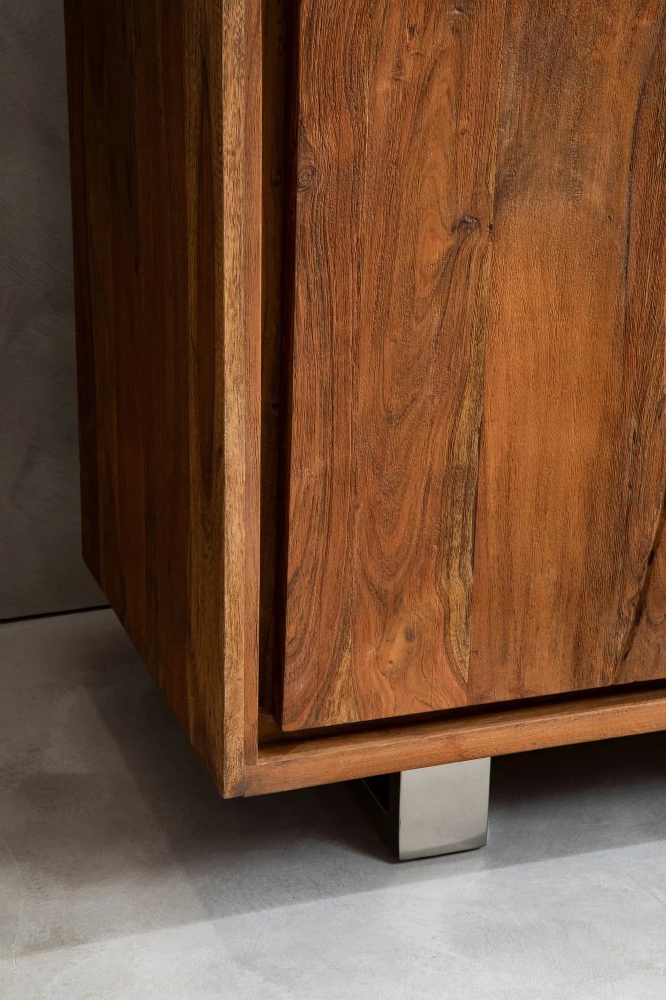 Simla Acacia Wood 2 Doors and 3 Drawers Sideboard - Bookcases & shelving, photo 3 of 8
