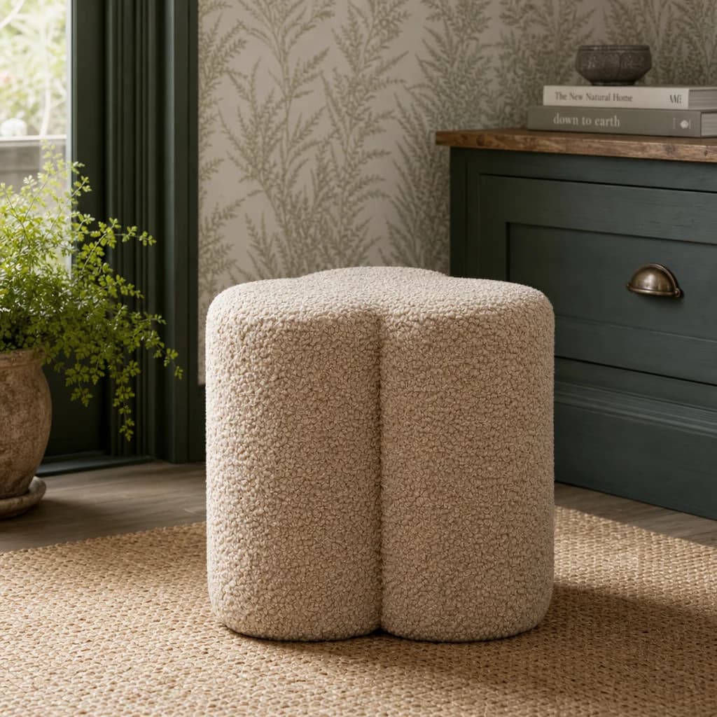 Mud Boucle Clover Footstool