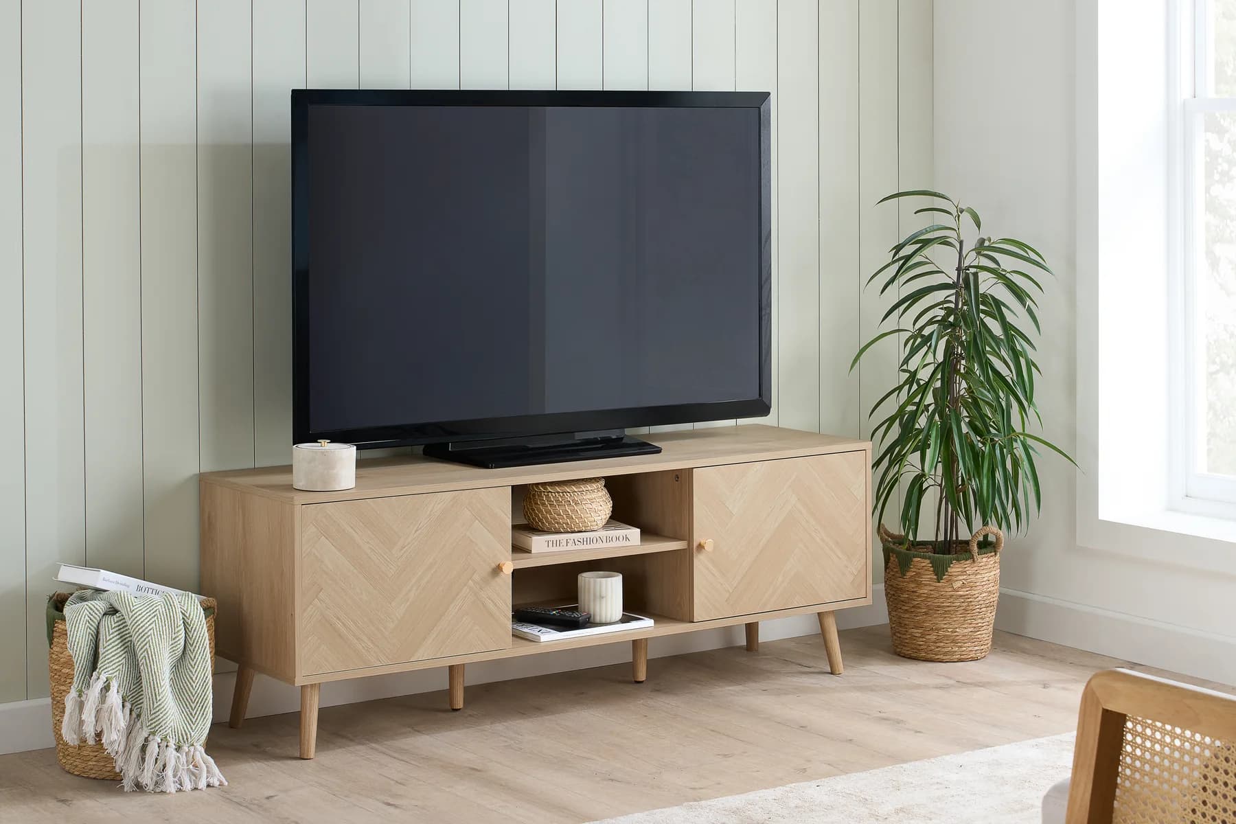 Herringford Large TV Unit - TV & media units, photo 2 of 10