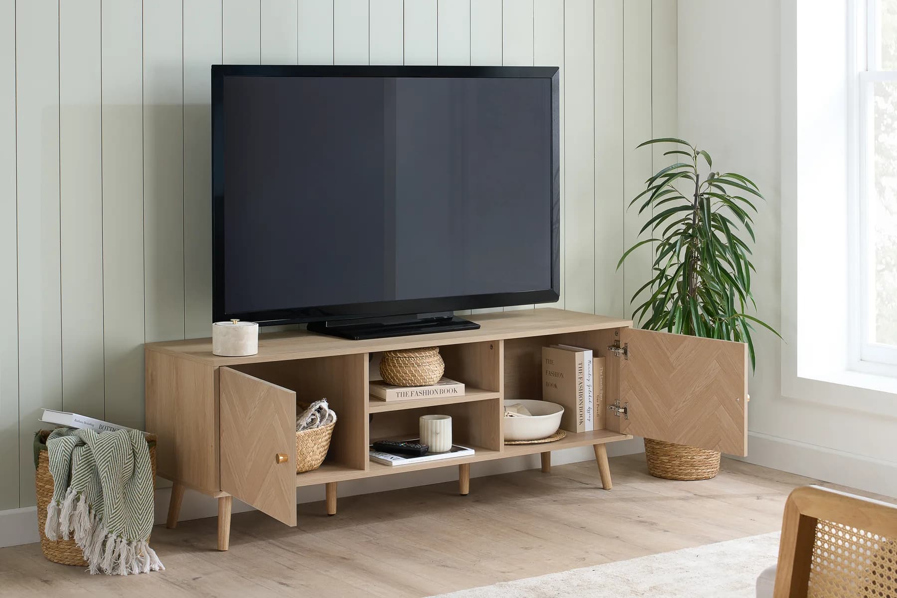 Herringford Large TV Unit - TV & media units, photo 9 of 10