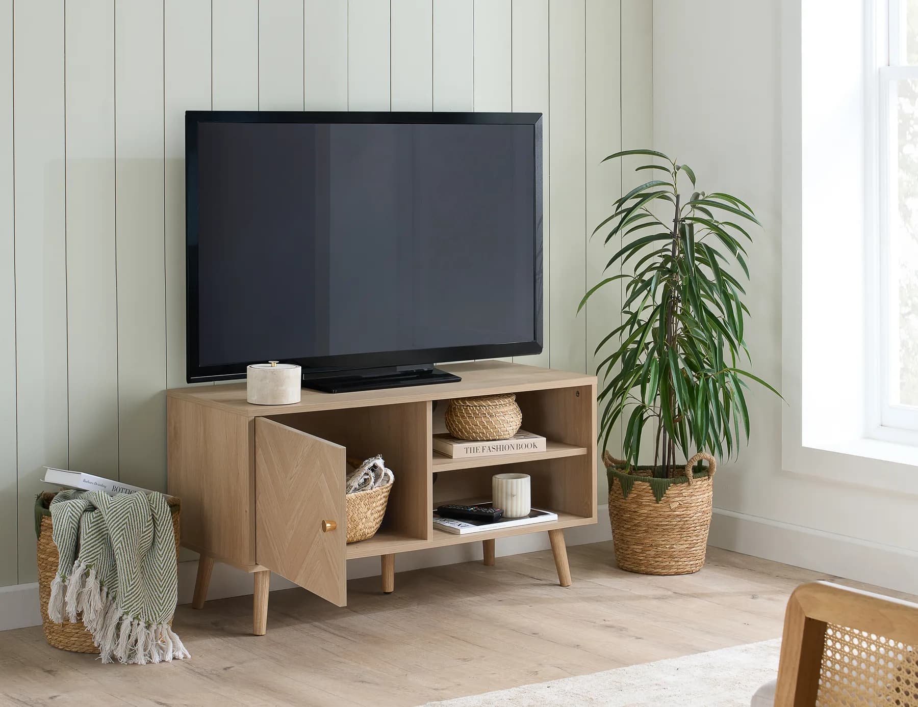 Herringford Small TV Unit - TV & media units, photo 9 of 10