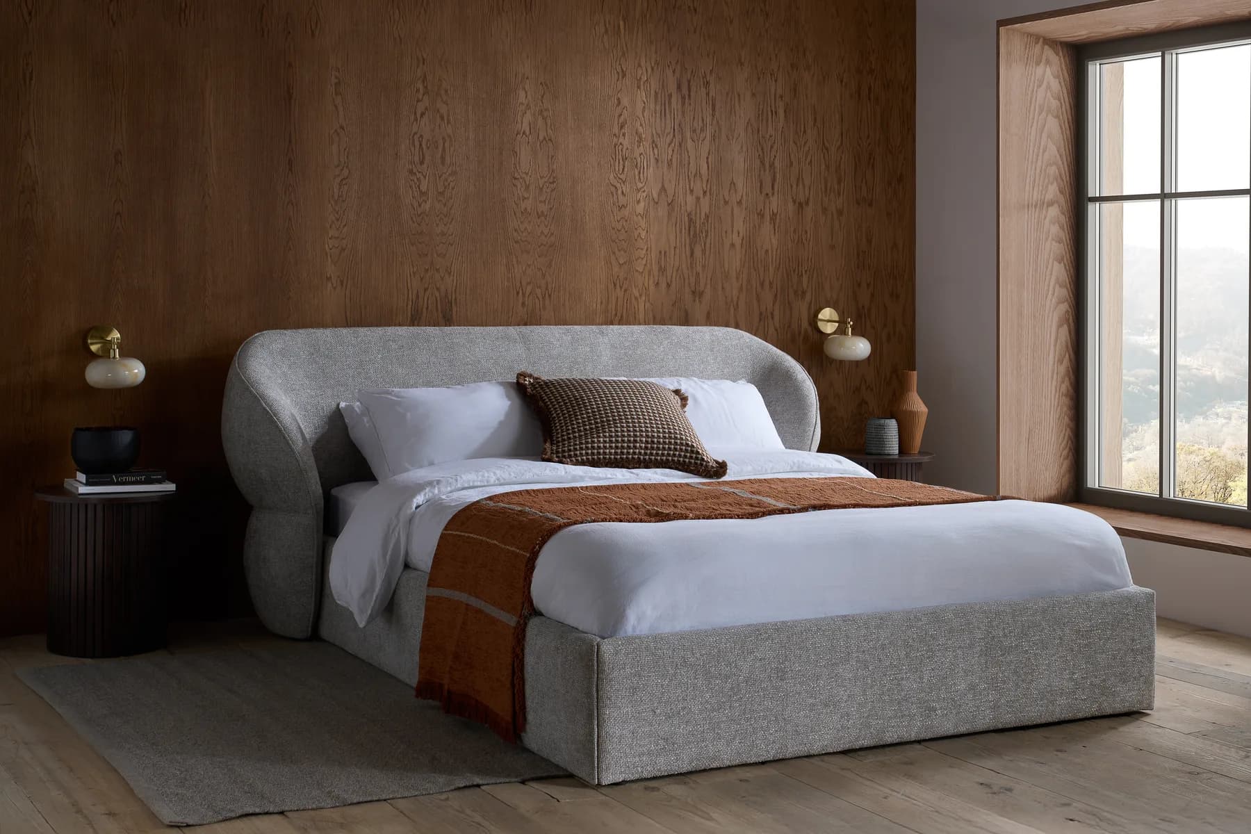 Milan King Bed - Beds & bed frames, photo 2 of 10