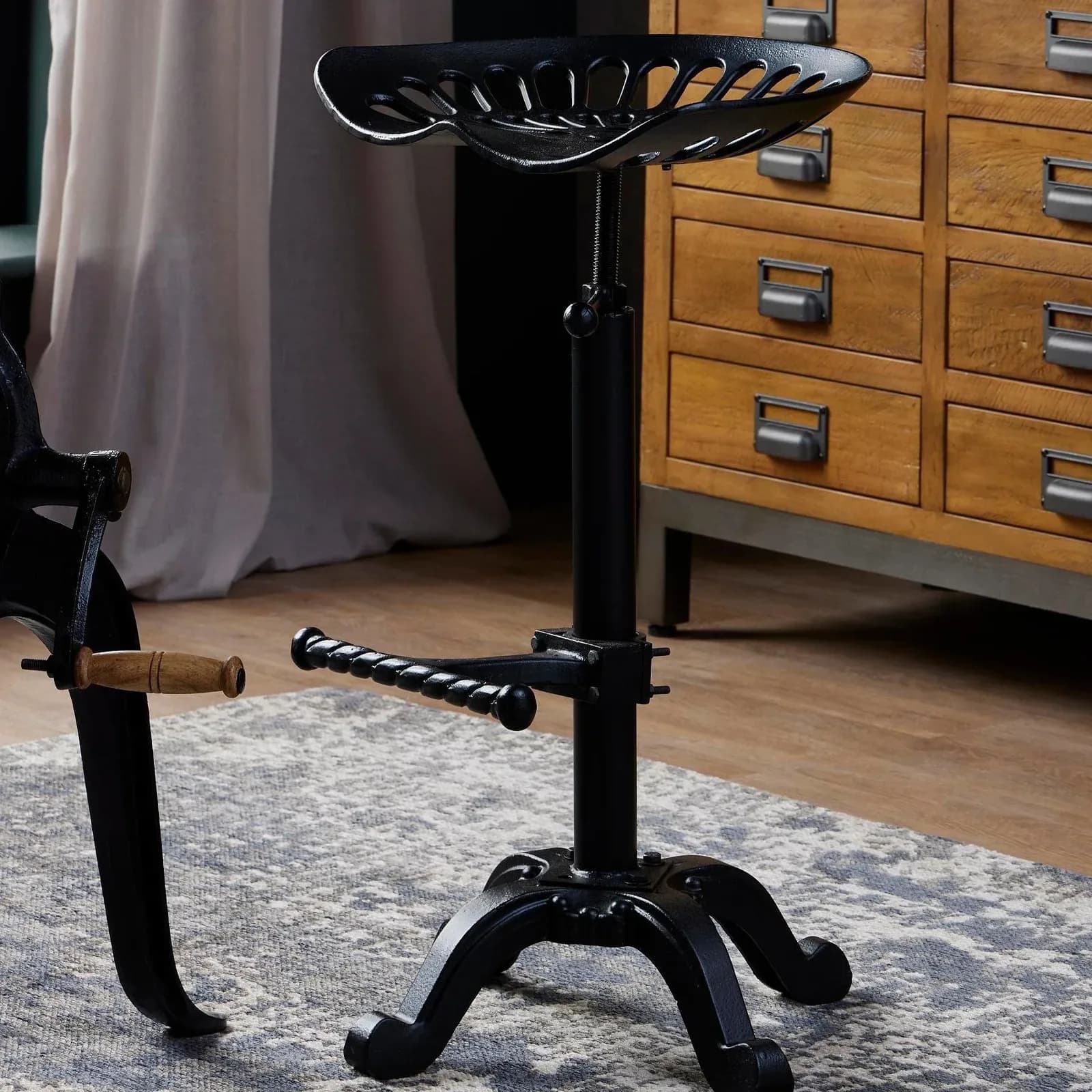 Adjustable Tractor Seat - Stools & bar stools, photo 5 of 10