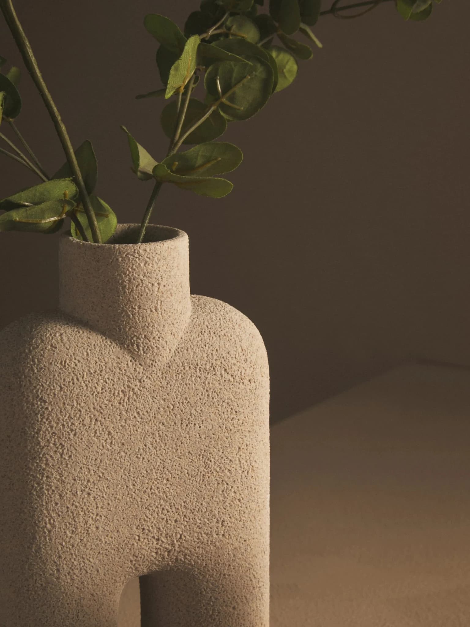 Broc Sandstone Effect Sculptured Large Vase - Vases, photo 7 of 8
