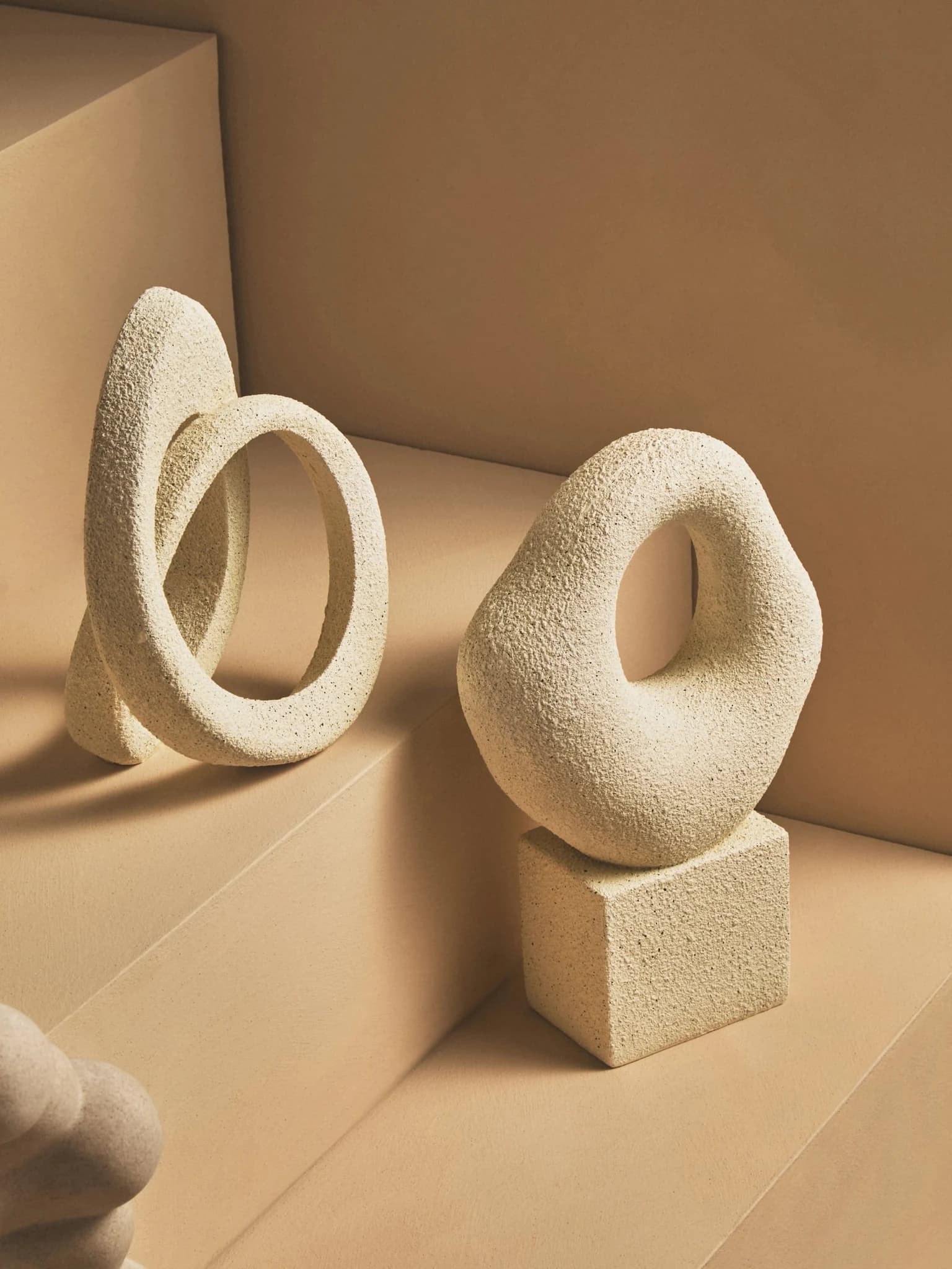 Broc Cream Textured Loop Sculpture - Decorative, photo 3 of 8