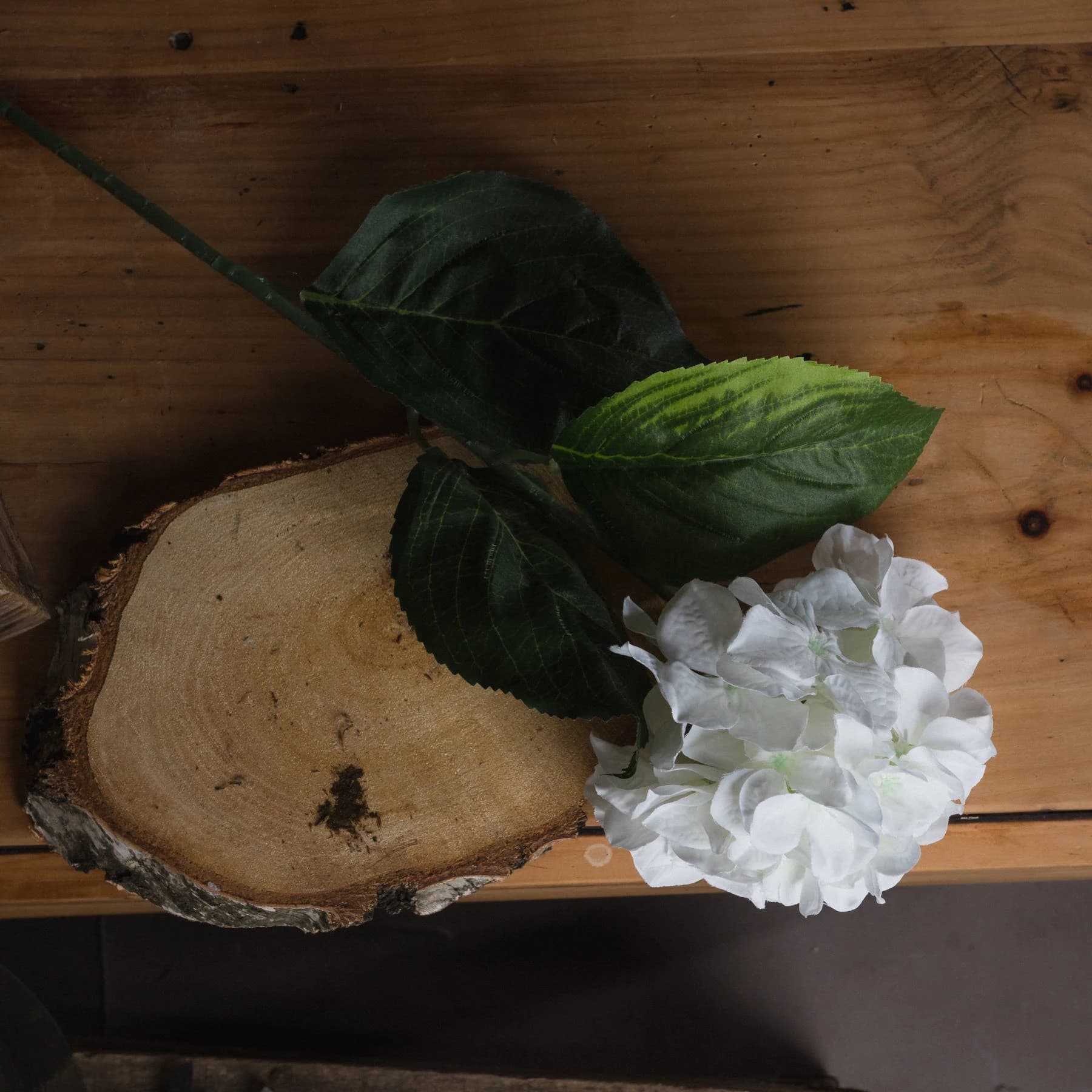 White Small Head Hydrangea — Pack of 5 - Artificial plants & flowers, photo 2 of 5