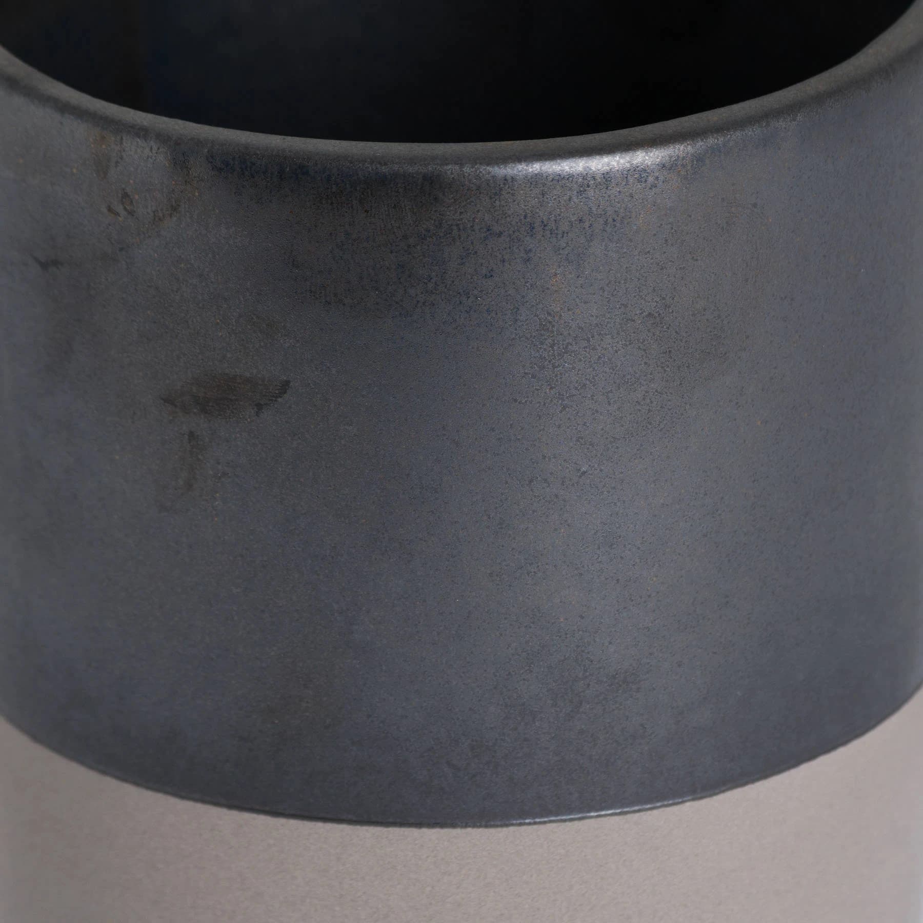 Metallic Grey Ceramic Planter - Planters & pots, photo 3 of 4
