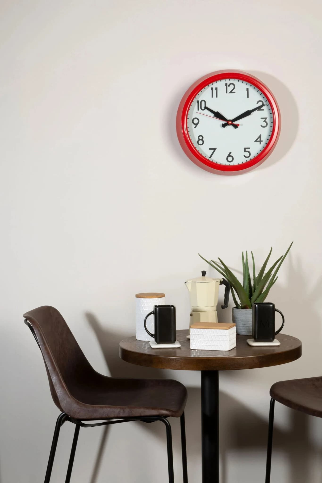 Trapani Red Metal Lined Rim Wall Clock - Decorative, photo 2 of 2