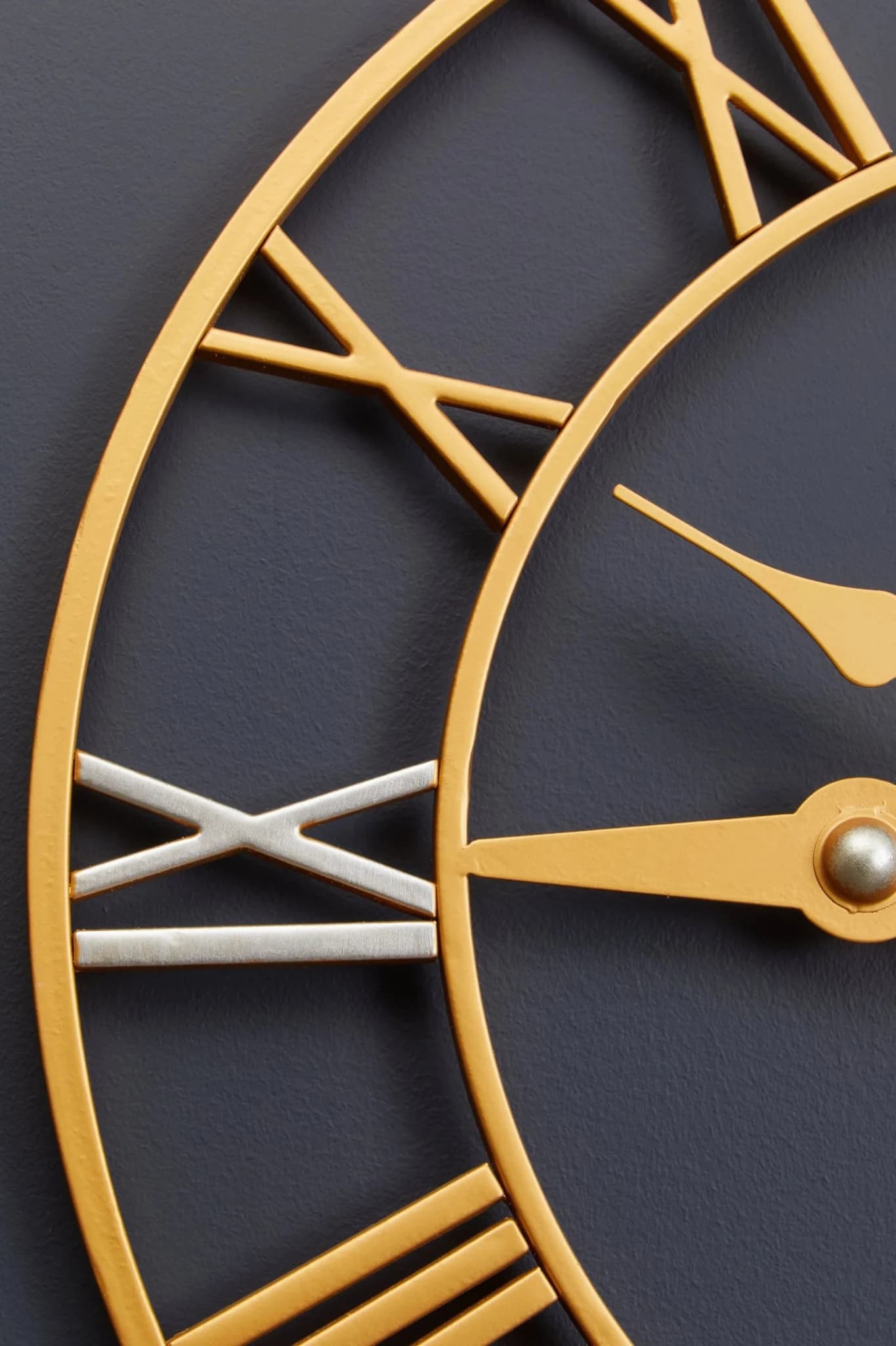Vitus Gold and Silver Wall Clock - Decorative, photo 4 of 8