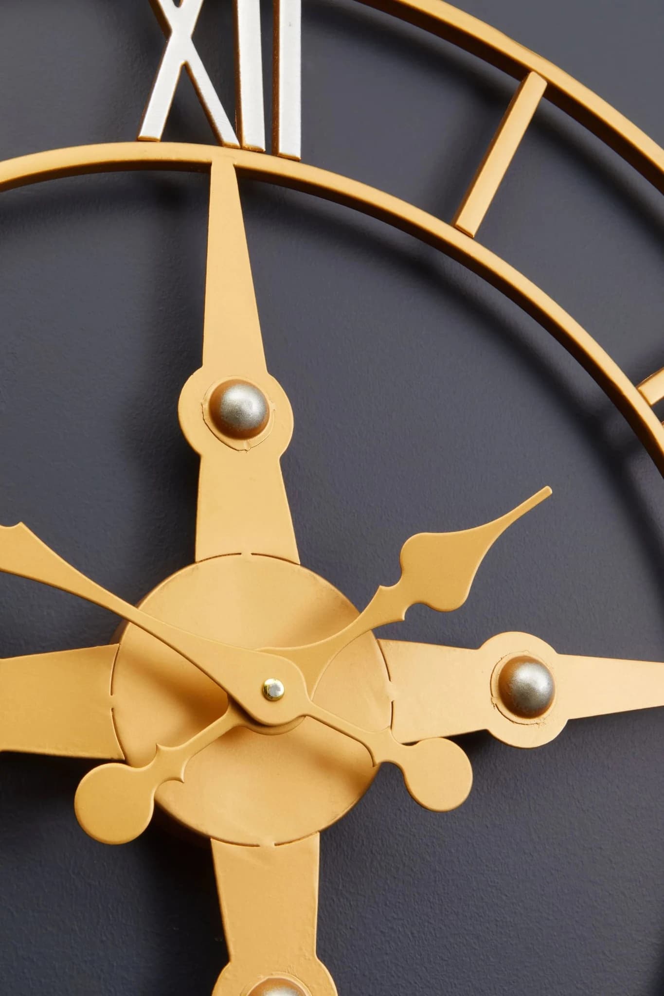 Vitus Gold and Silver Wall Clock - Decorative, photo 3 of 8
