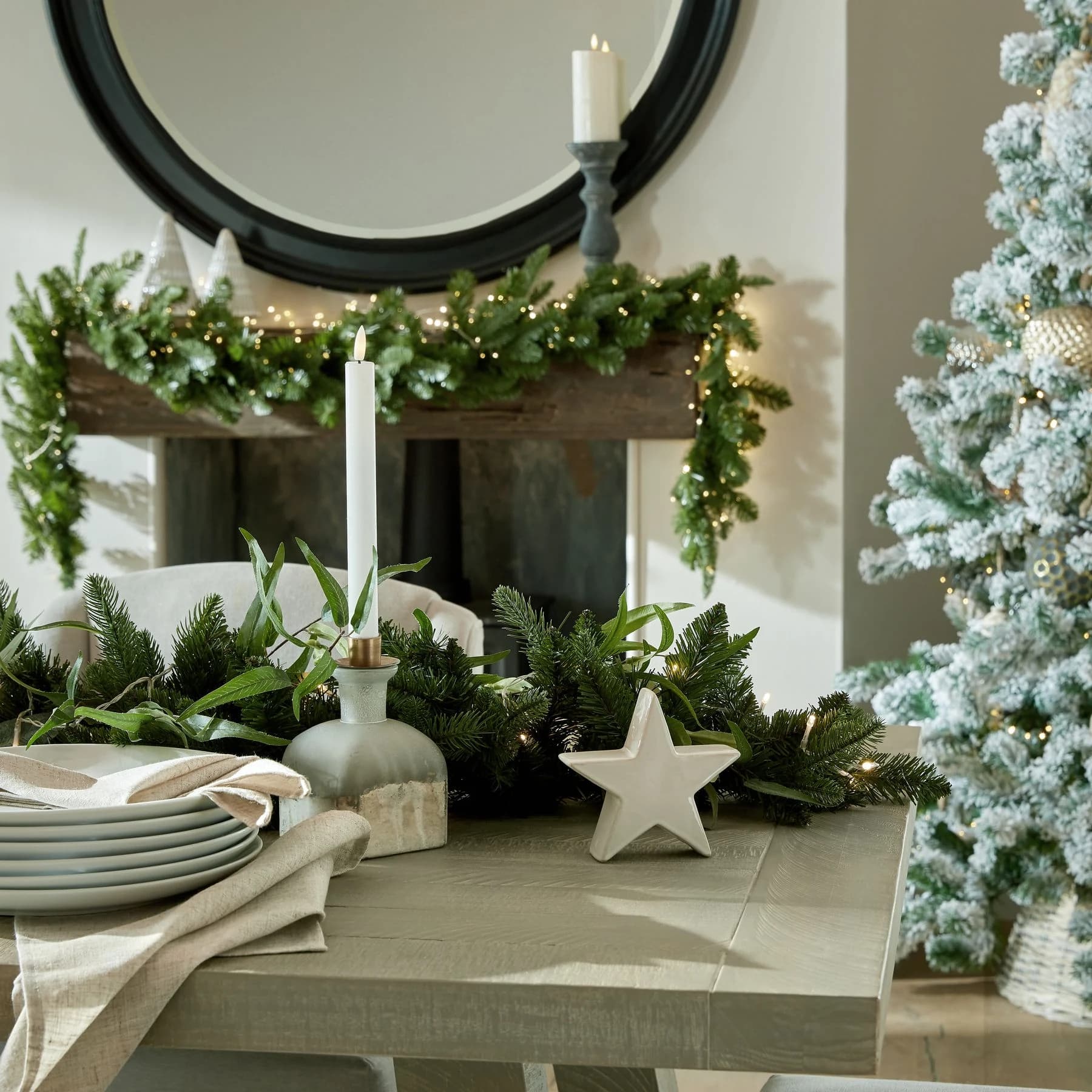 Small Ceramic Standing Star Decoration - Candles, photo 4 of 5