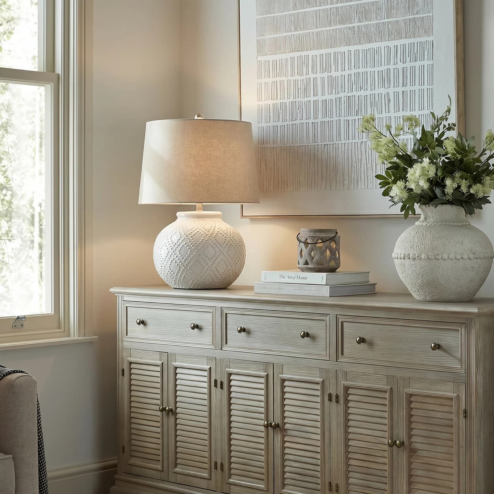 Squat White Beaded Ceramic Lamp With Linen Shade - Table lamps, photo 3 of 5