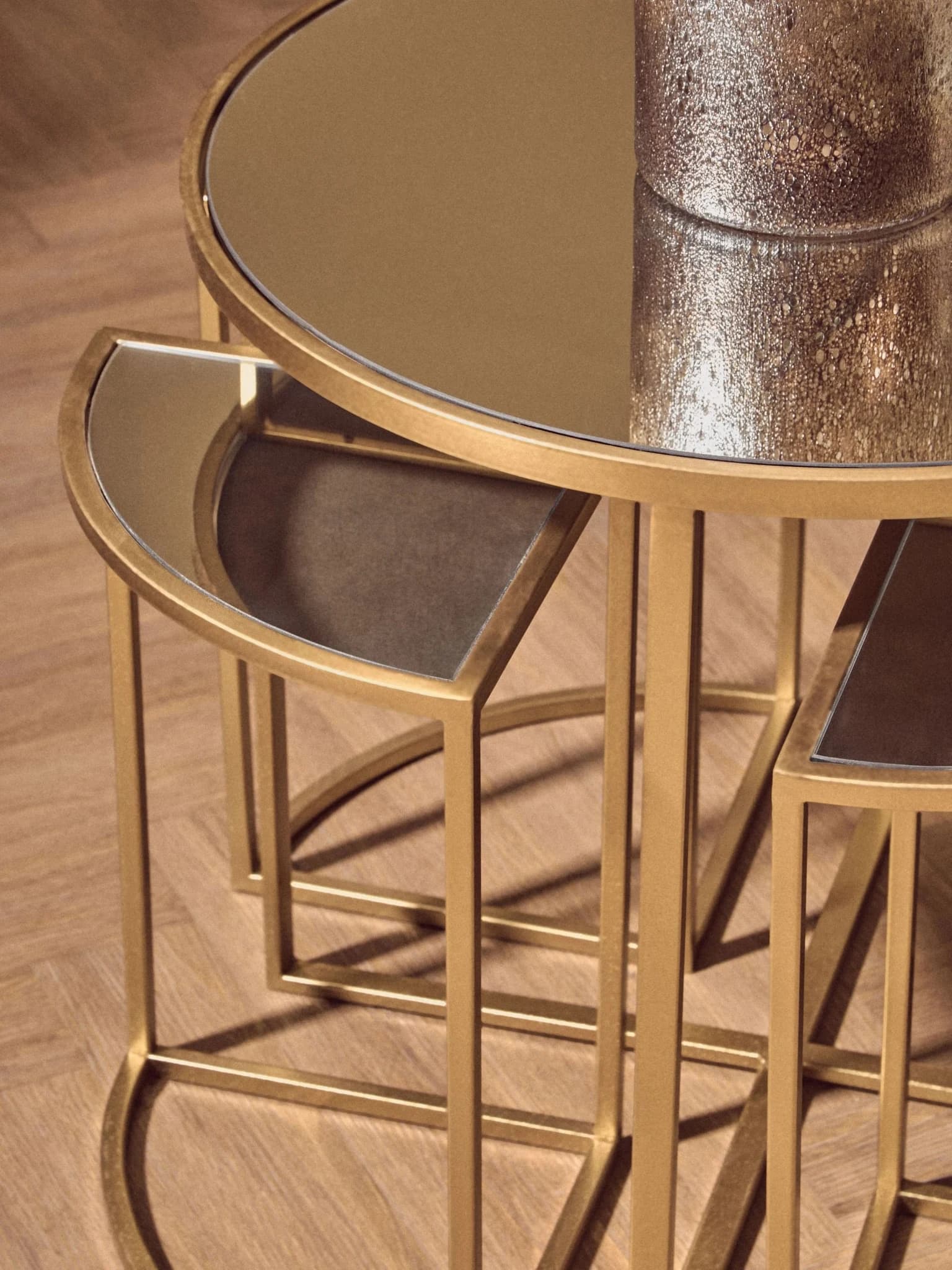 Farran Set of 5 Champagne Gold Coffee Table with Nesting Tables - Tables, photo 4 of 8