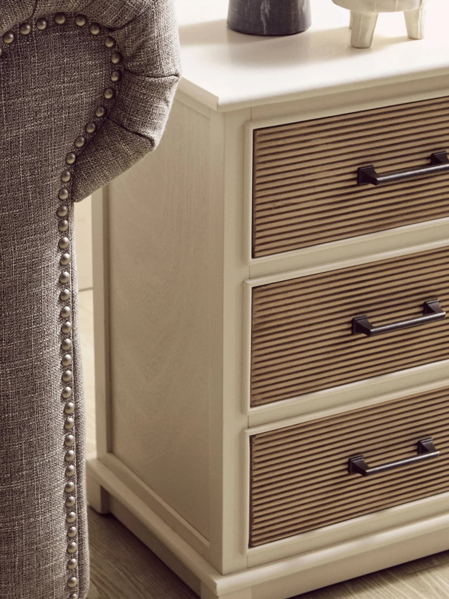Heritage White Wooden Chest of 3 Drawer - Bookcases & shelving, photo 4 of 8