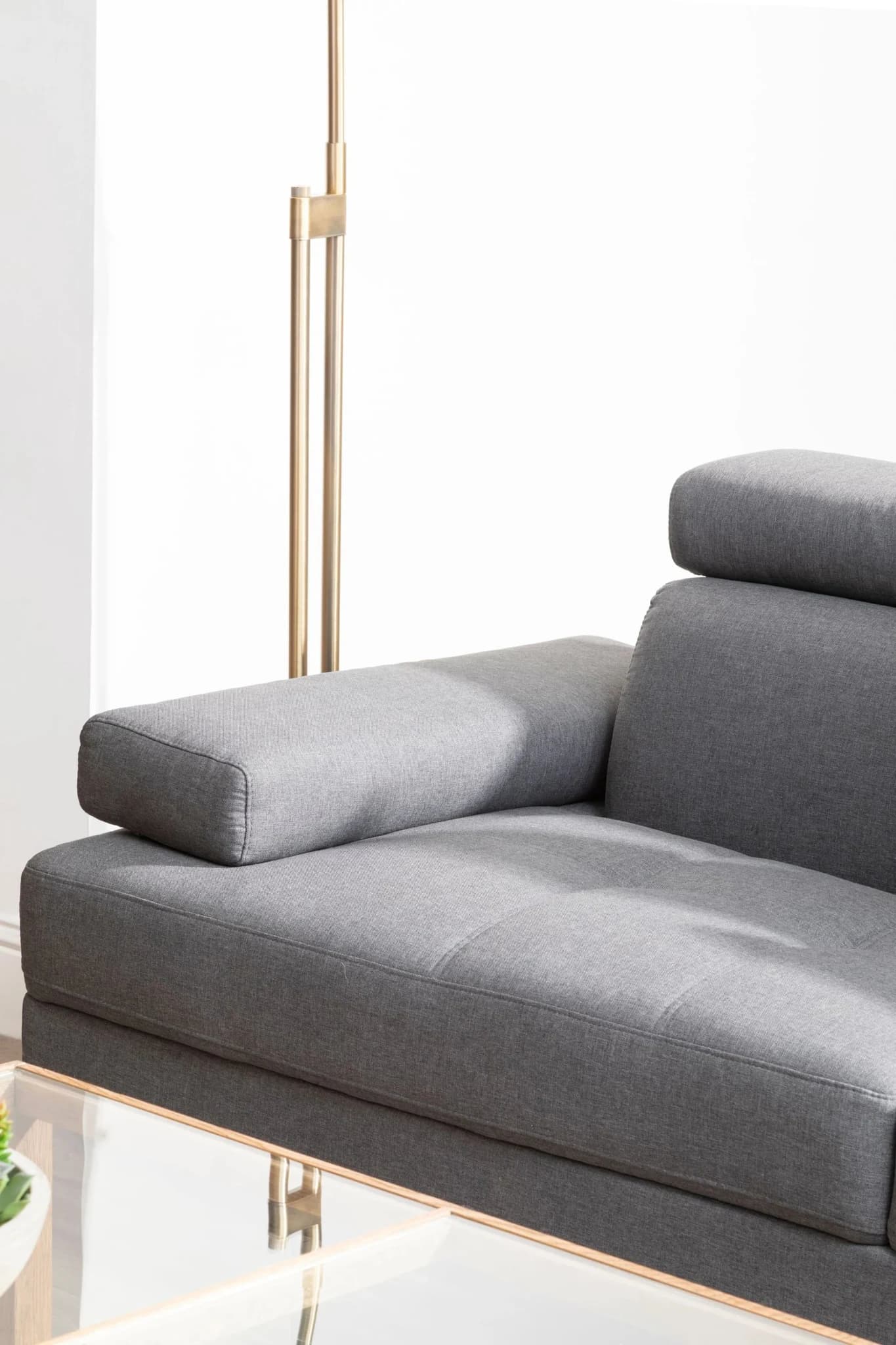 Hanover Grey Linen Corner Sofa with Adjustable Headrests - Seating, photo 7 of 8