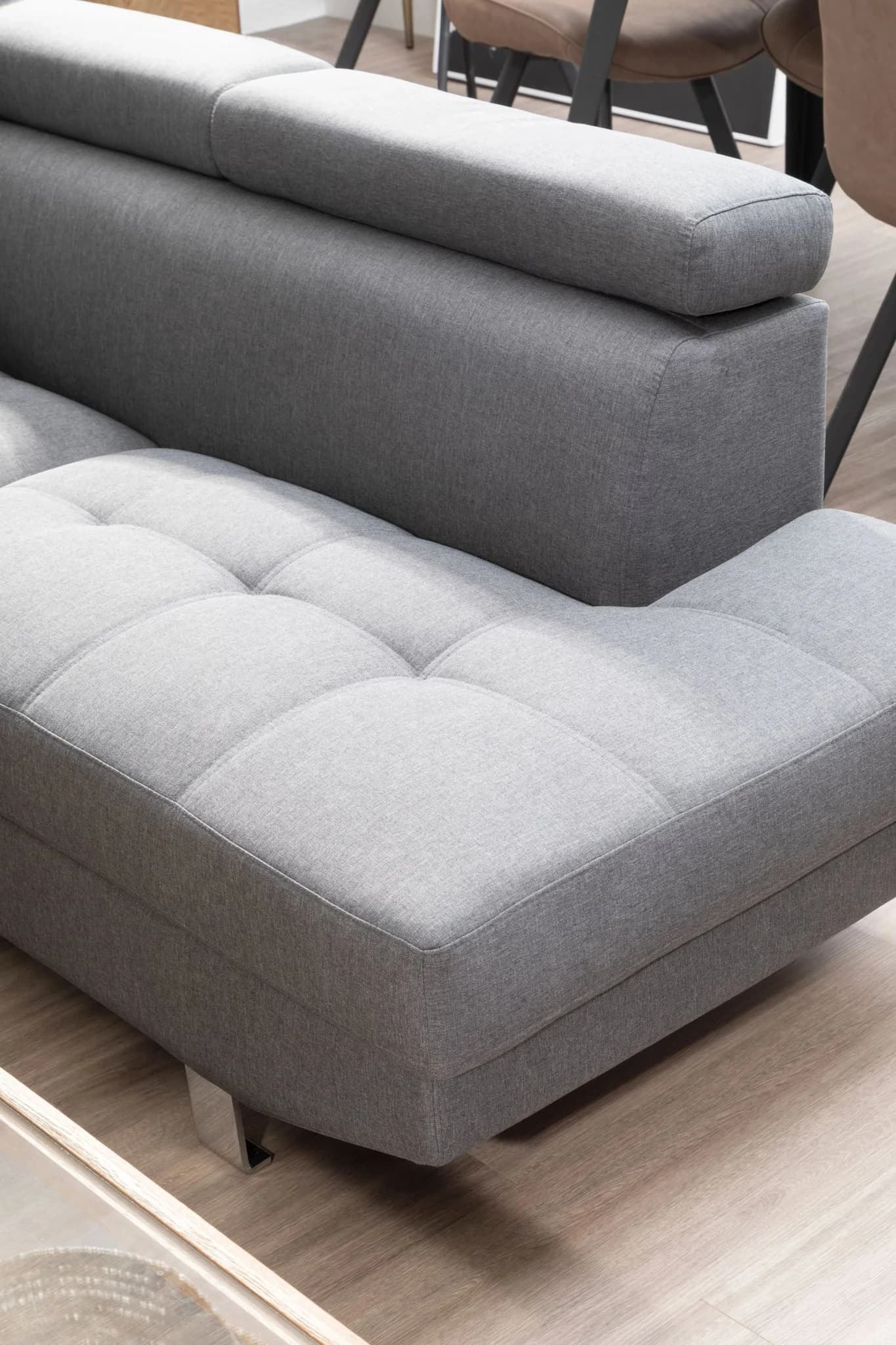 Hanover Grey Linen Corner Sofa with Adjustable Headrests - Seating, photo 6 of 8