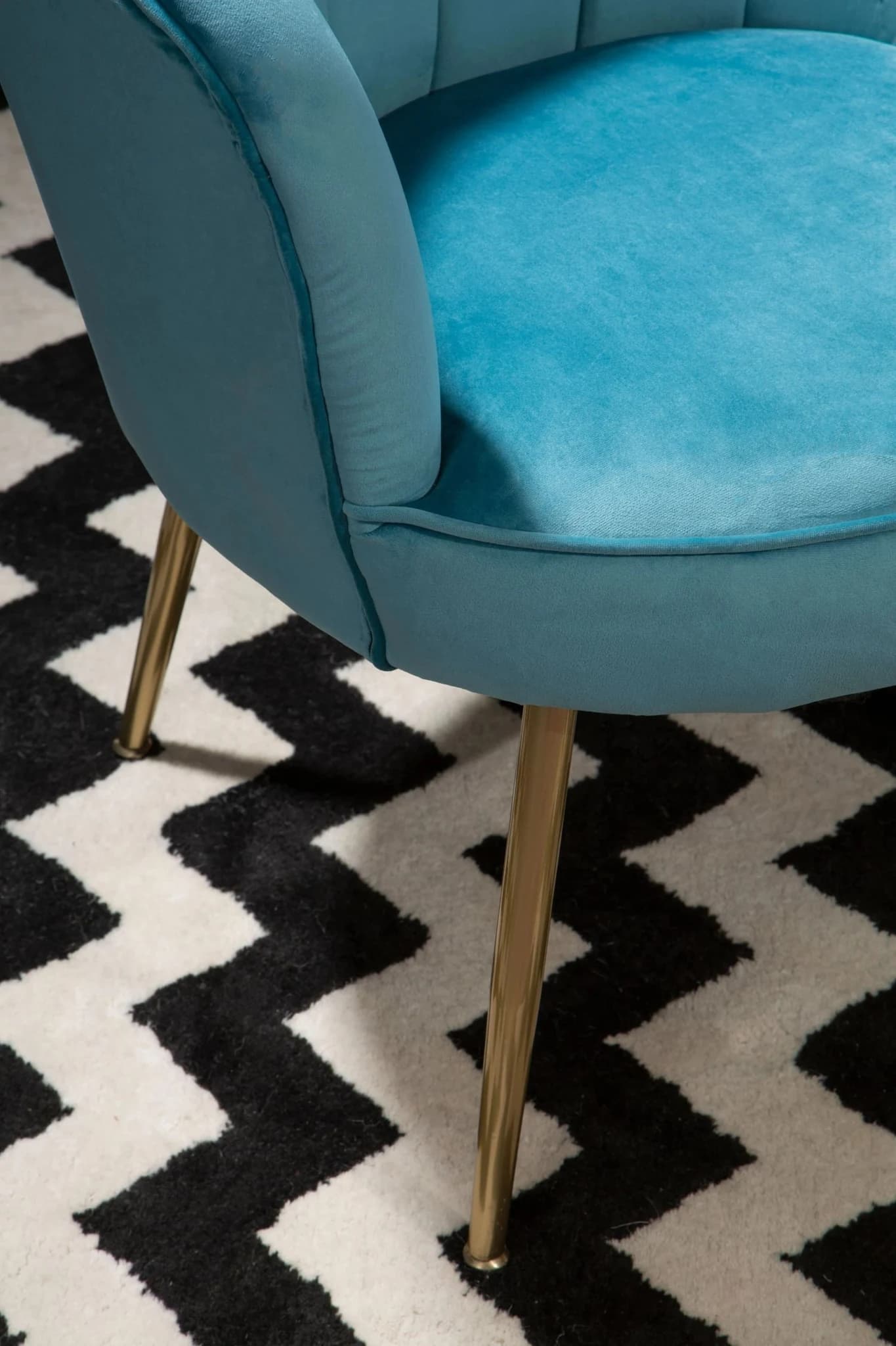 Ovala Aqua Blue Velvet Scalloped Chair - Seating, photo 6 of 8