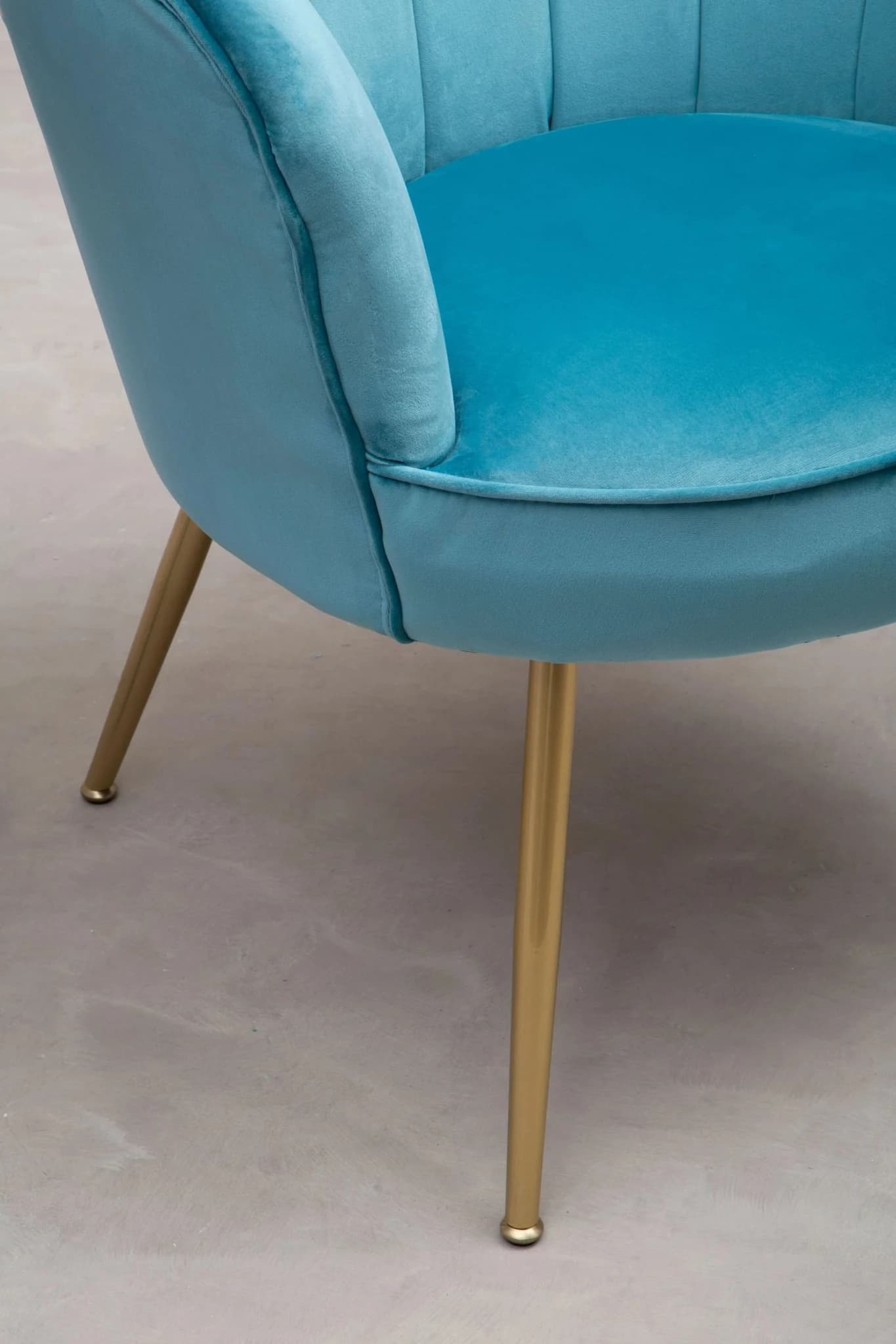 Ovala Aqua Blue Velvet Scalloped Chair - Seating, photo 3 of 8