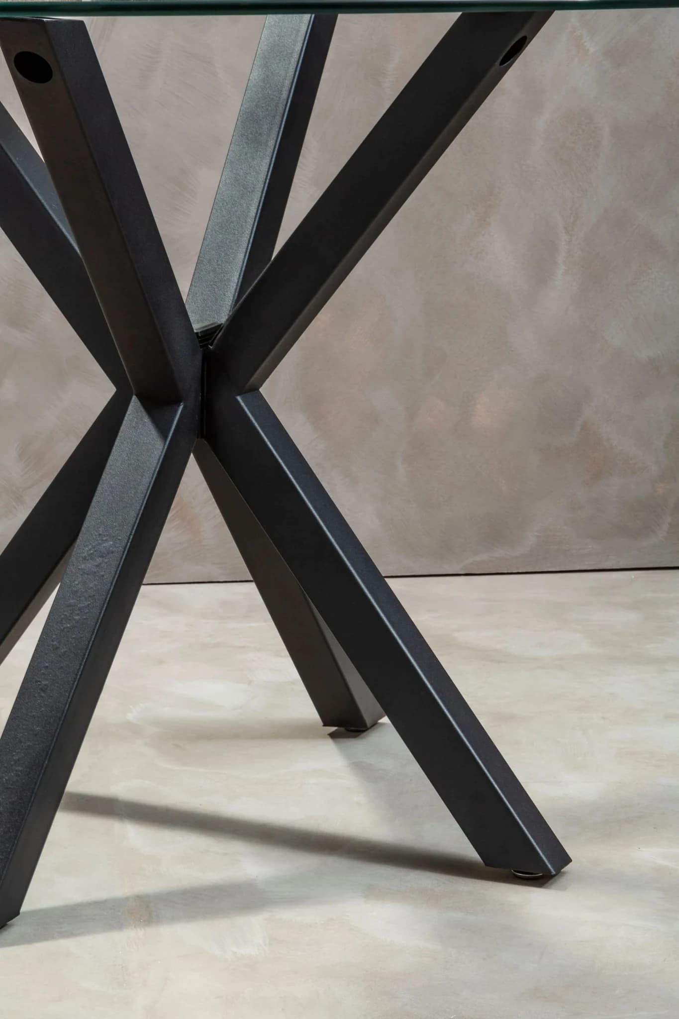 Salford Round Dining Table With Black Metal Legs - Tables, photo 2 of 8