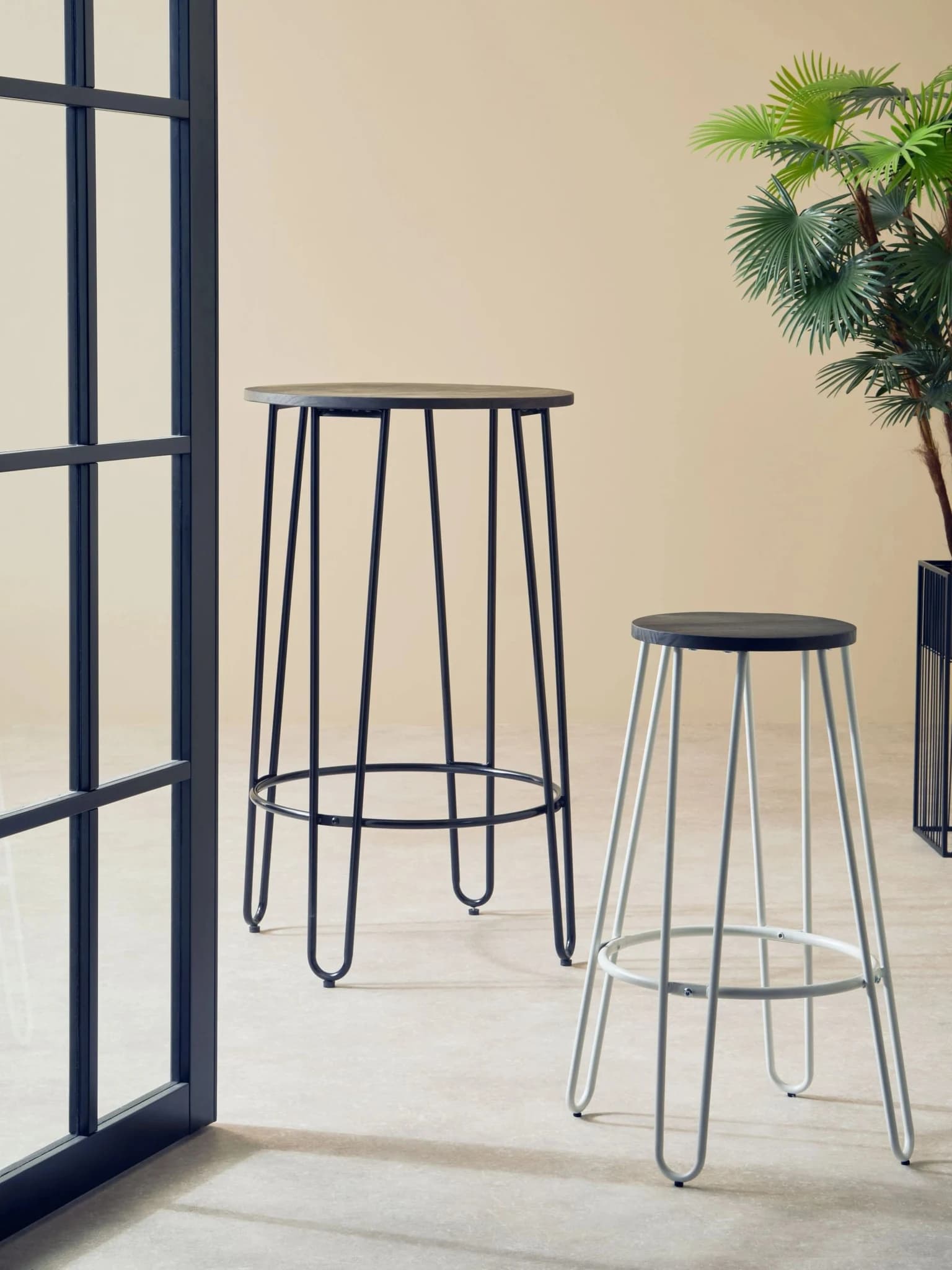 District White Finish Metal Frame Bar Stool - Seating, photo 3 of 8