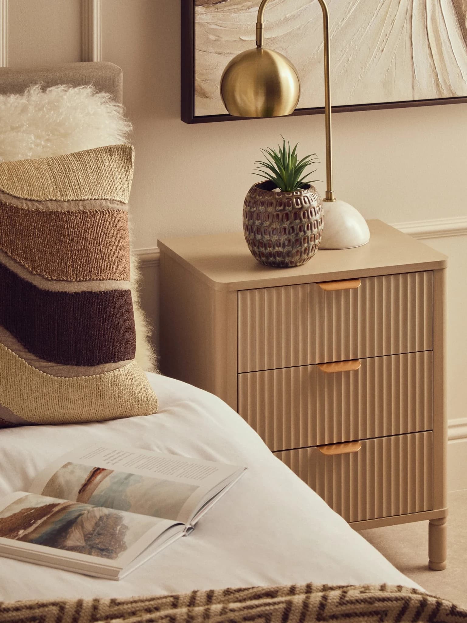 Heritage Reed Detail Taupe Three Drawer Wooden Chest - Furniture, photo 4 of 8