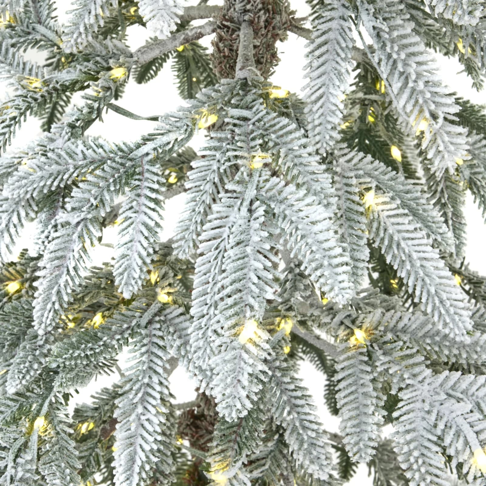 Large Snowy Woodland Pre-Lit 350 Led Christmas Tree - Artificial plants & flowers, photo 3 of 4